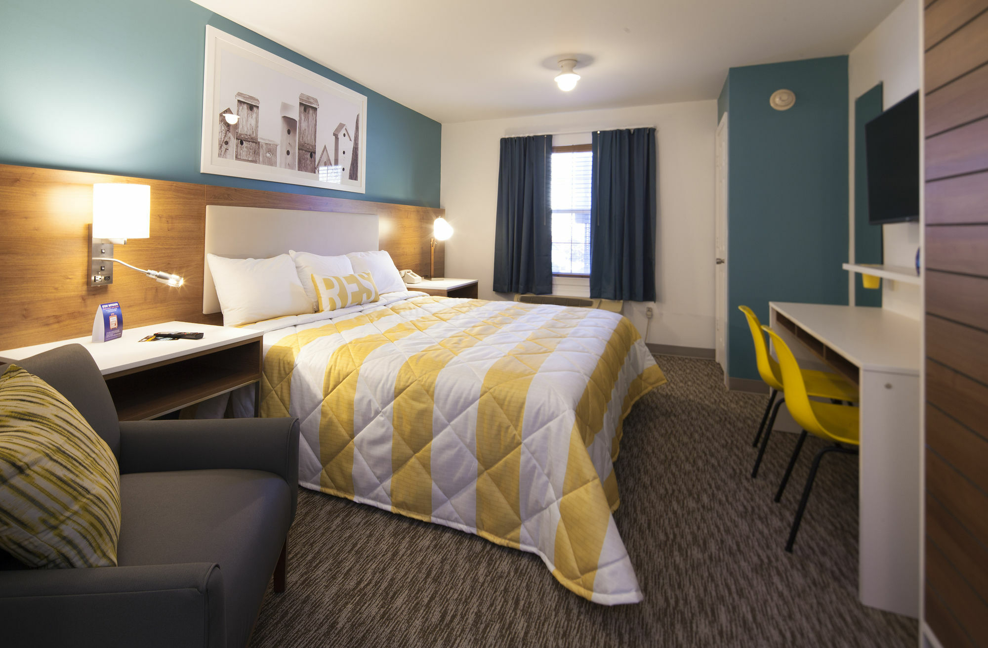Intown Suites Extended Stay Newport News Va - City Center Exterior photo
